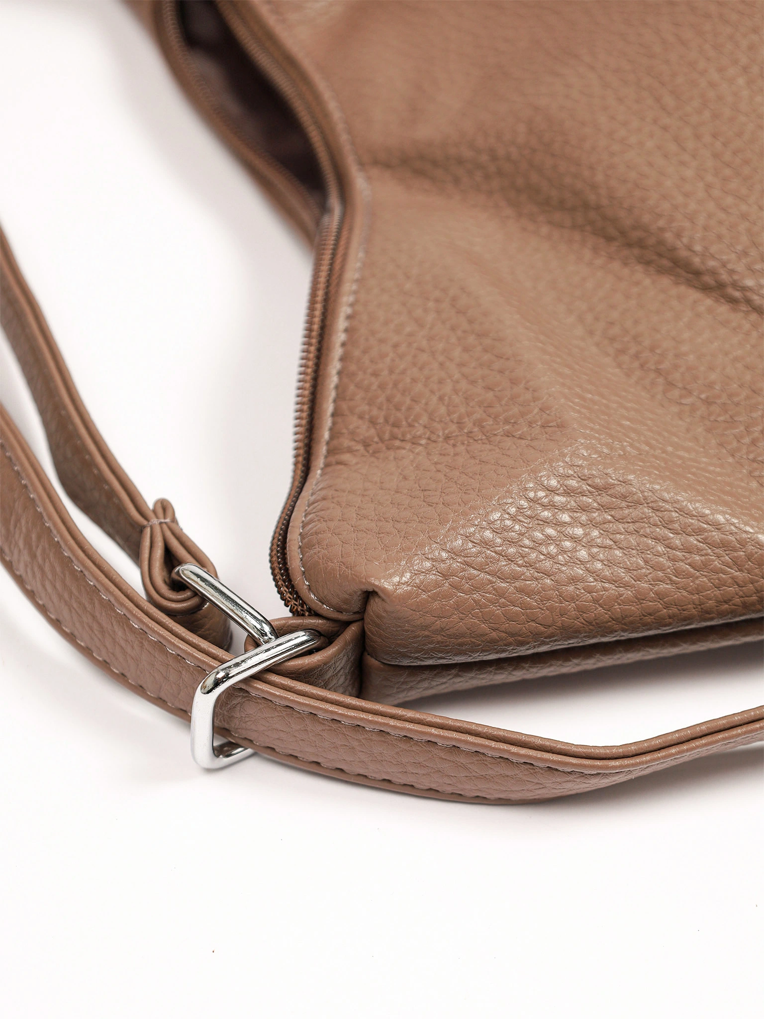 Сумка-шоппер  с регулируемыми ручками и накладными карманами в ассортименте